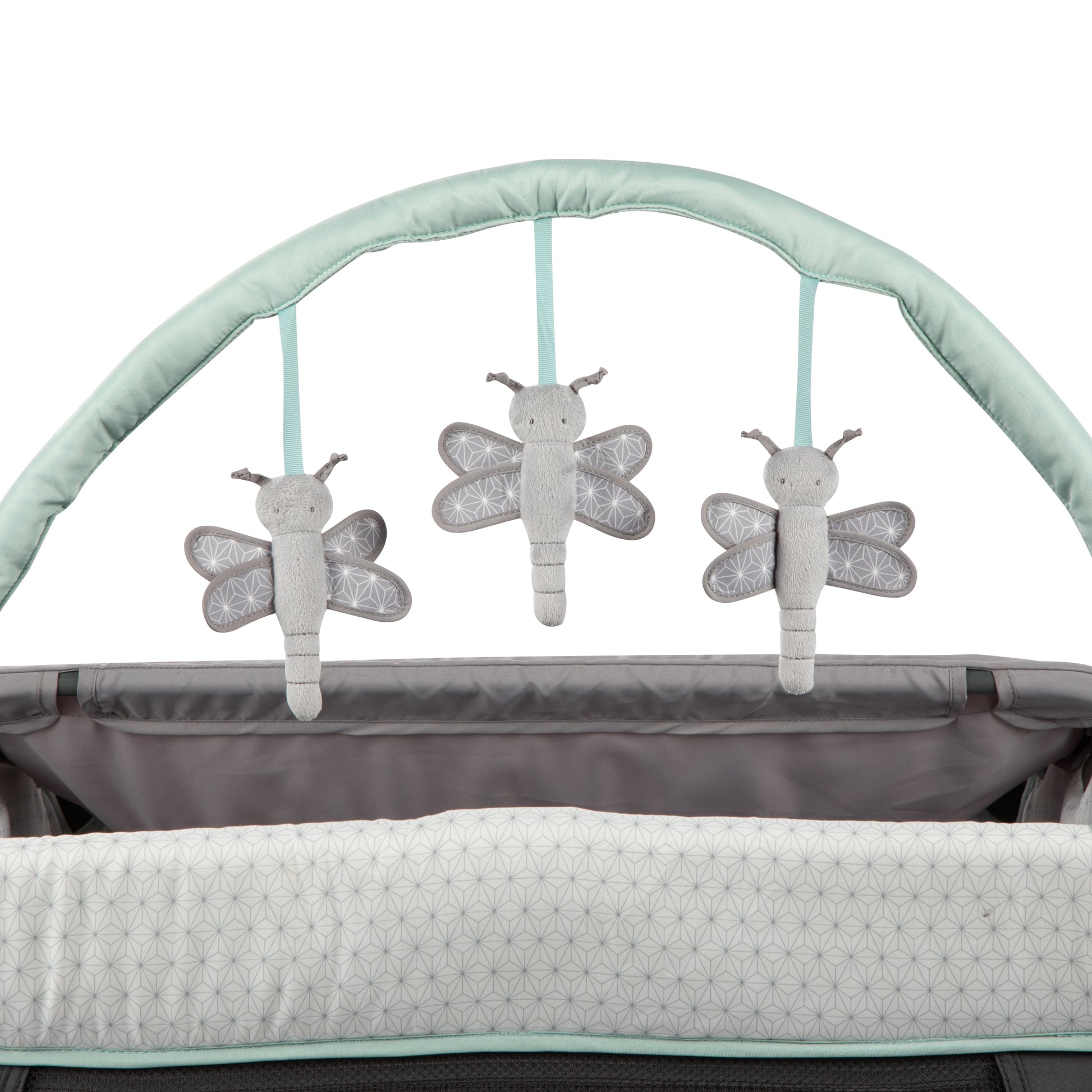 Willow Rocking Baby Play Yard with Full Size Bassinet, Stardust